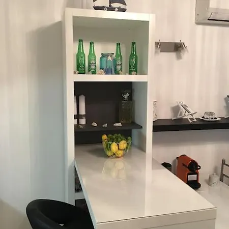 Leonie Apartament *